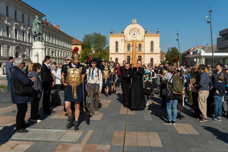 2025_04_12_varosi keresztut_30.jpg